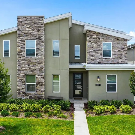 Luxury Resort Home Near Disney & Shopping
